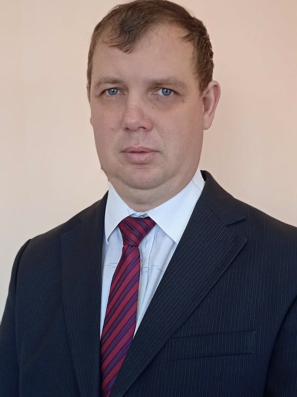 Пятаев Юрий Михайлович.